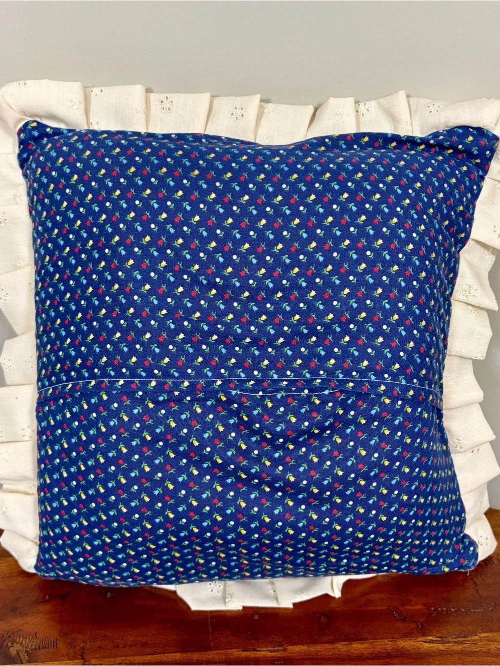 Calico Mallard Cut n Sew Pillow with Eyelet Trim